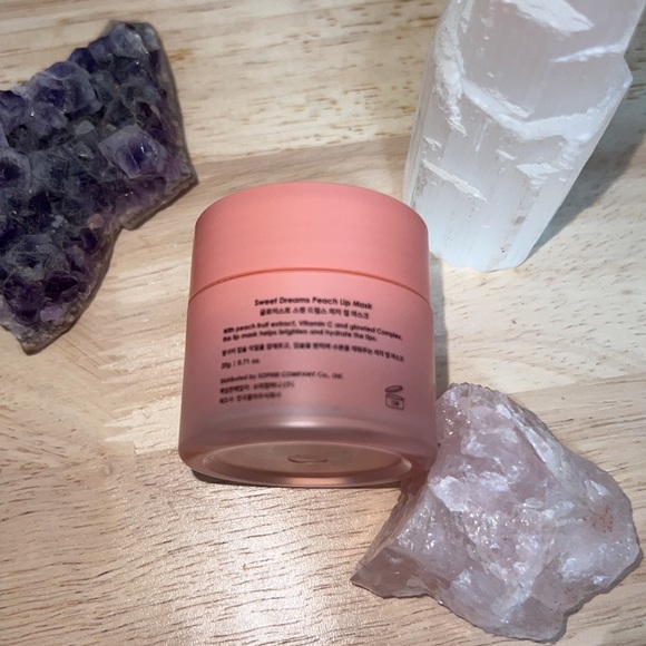 Glowiest sweet dreams lip mask PEACH - Picture 3 of 4